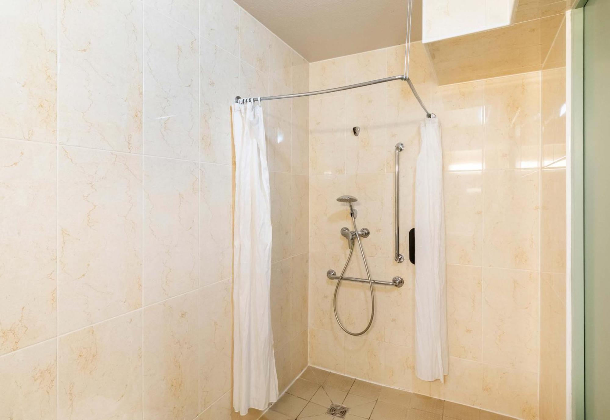 B&B Hotel Saint-Geours-De-Maremne Hossegor المظهر الخارجي الصورة